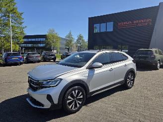 Schadeauto Volkswagen Taigo NAVI / CAMERA 2023/6