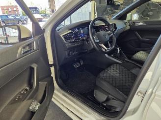 Volkswagen Taigo R-LINE - 81KW AUTOMAAT / DIG COCKPIT / NAVI/ CAMERA picture 19
