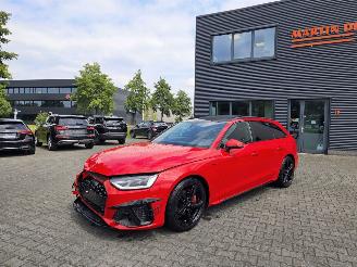 damaged passenger cars Audi A4 Avant TDi 140KW / AUTOM / S-LINE / PANO / LEER 2020/3