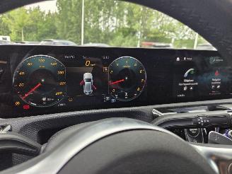 Mercedes A-klasse 200 /120KW-AUTOMAAT   / AMG PAKKET / PANO  / LEER / 78 DKM. picture 23