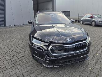 Skoda Octavia 1.5 TSi 110KW  M-HEV / AUTOMAAT picture 7