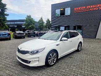 Vaurioauto  passenger cars Kia Optima AUTOM / PANO / LEER 2017/3