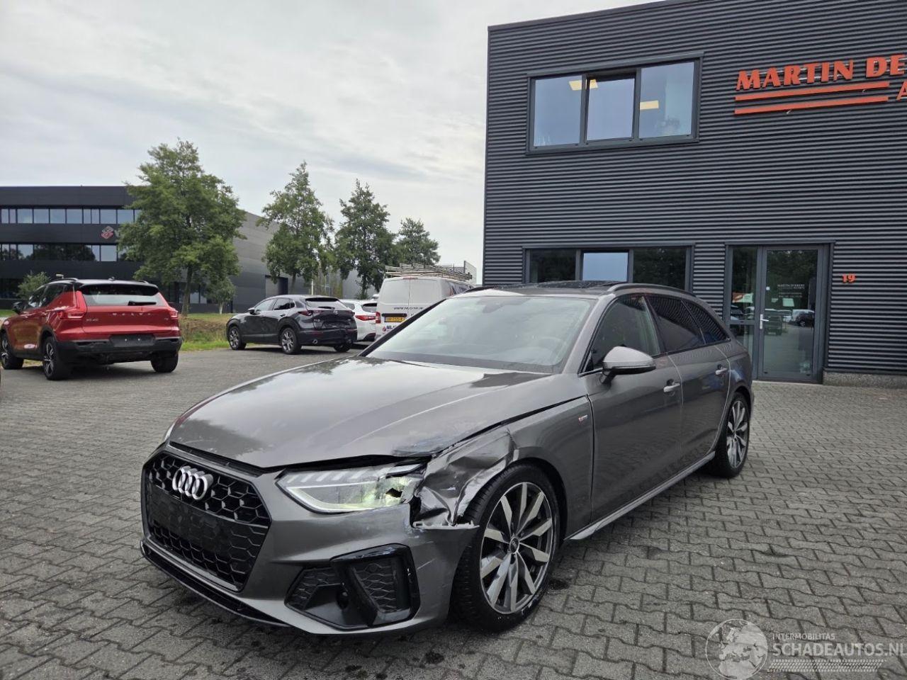 Audi A4 2.0 LTr TDi / S-LINE / PANORAMADAK / LEER