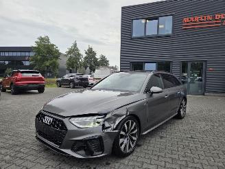 Damaged car Audi A4 2.0 LTr TDi / S-LINE / PANORAMADAK / LEER 2022/10
