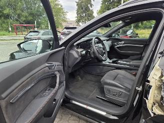 Audi E-tron 55 quattro 300kw  S-Line Black Edition 95 kWh picture 20