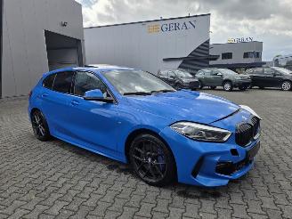 BMW 1-serie 118i  M-SPORTPAKKET / PANO / SPORTSTOELEN picture 10