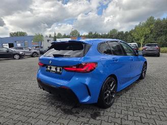 BMW 1-serie 118i  M-SPORTPAKKET / PANO / SPORTSTOELEN picture 7