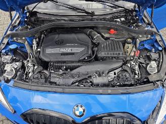 BMW 1-serie 118i  M-SPORTPAKKET / PANO / SPORTSTOELEN picture 16