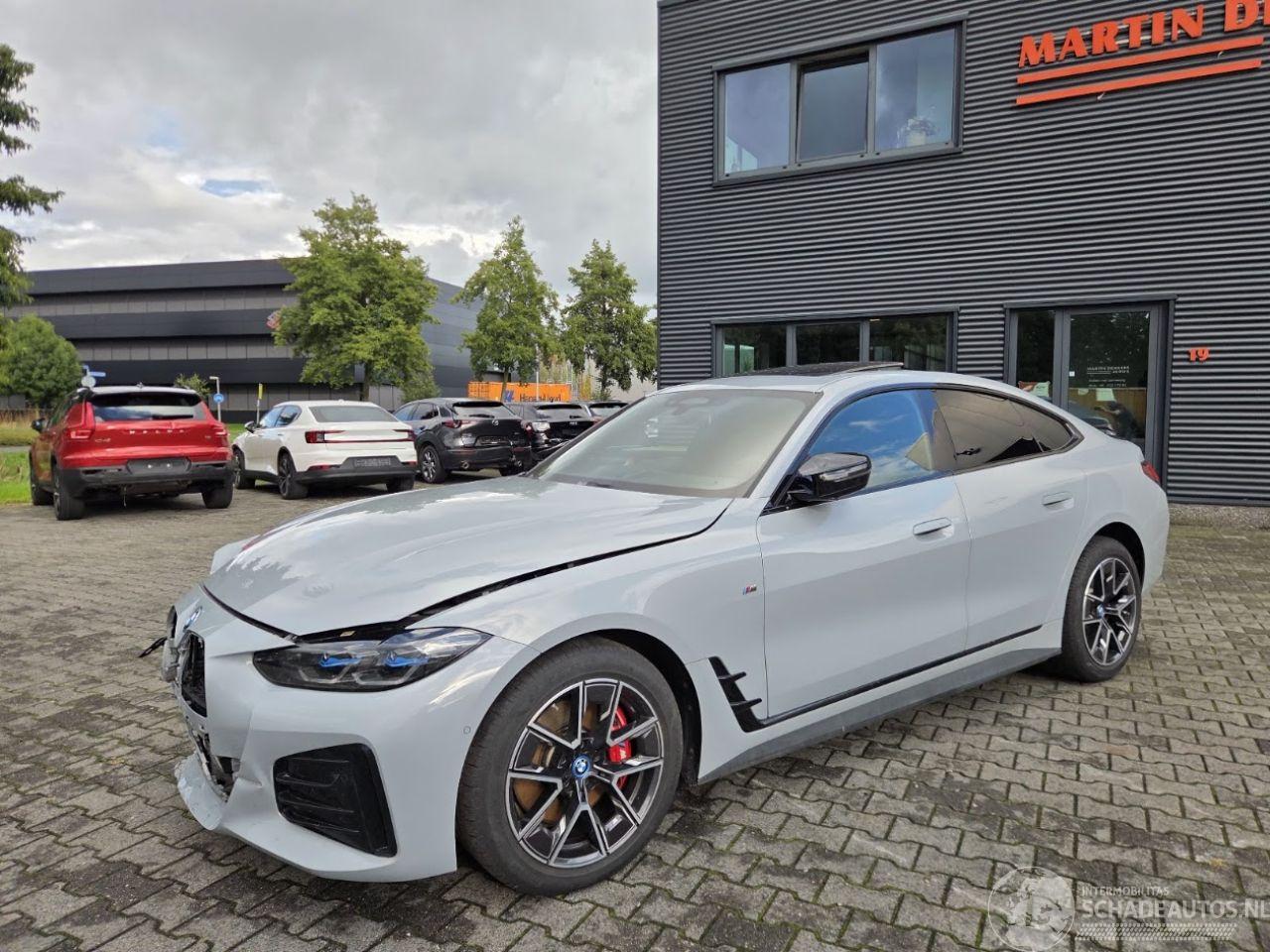BMW i4 M-50 400KW  X-Drive / PANO / HEAD UPP / BROOKLYN GRAU
