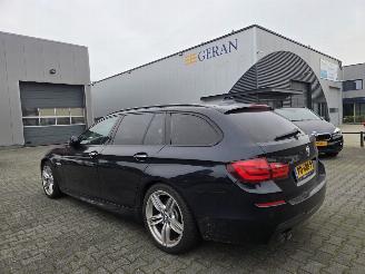 BMW 5-serie 525d M-SPORT / PANO / HEAD UPP picture 8