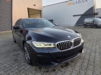 BMW 5-serie 520e P-HEV M-SPORT / 72 DKM picture 14