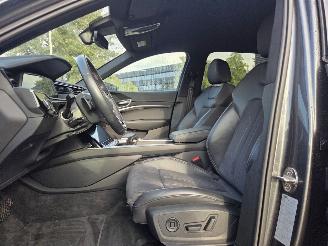 Audi Q8 E-tron S-LINE  Quattro 250kw / 95 Ah / Luchtvering picture 16