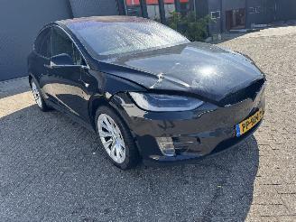 uszkodzony samochody osobowe Tesla Model X 90D Base 6persoons/autopilot/volleder/nap 2017/9