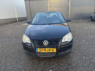 Volkswagen Polo 1.9 TDi picture 10