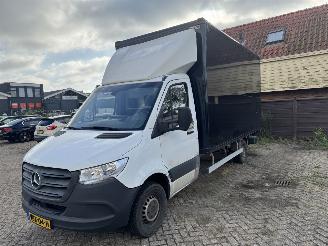 Schadeauto Mercedes Sprinter 311 2.2 CDI L3 LAADKLEP 2019/9