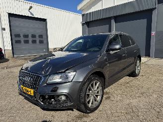 skadebil auto Audi Q5 2.0 TFSi Quattro Sport Edition /automaat/pano/camera/clima/navi 2015/11