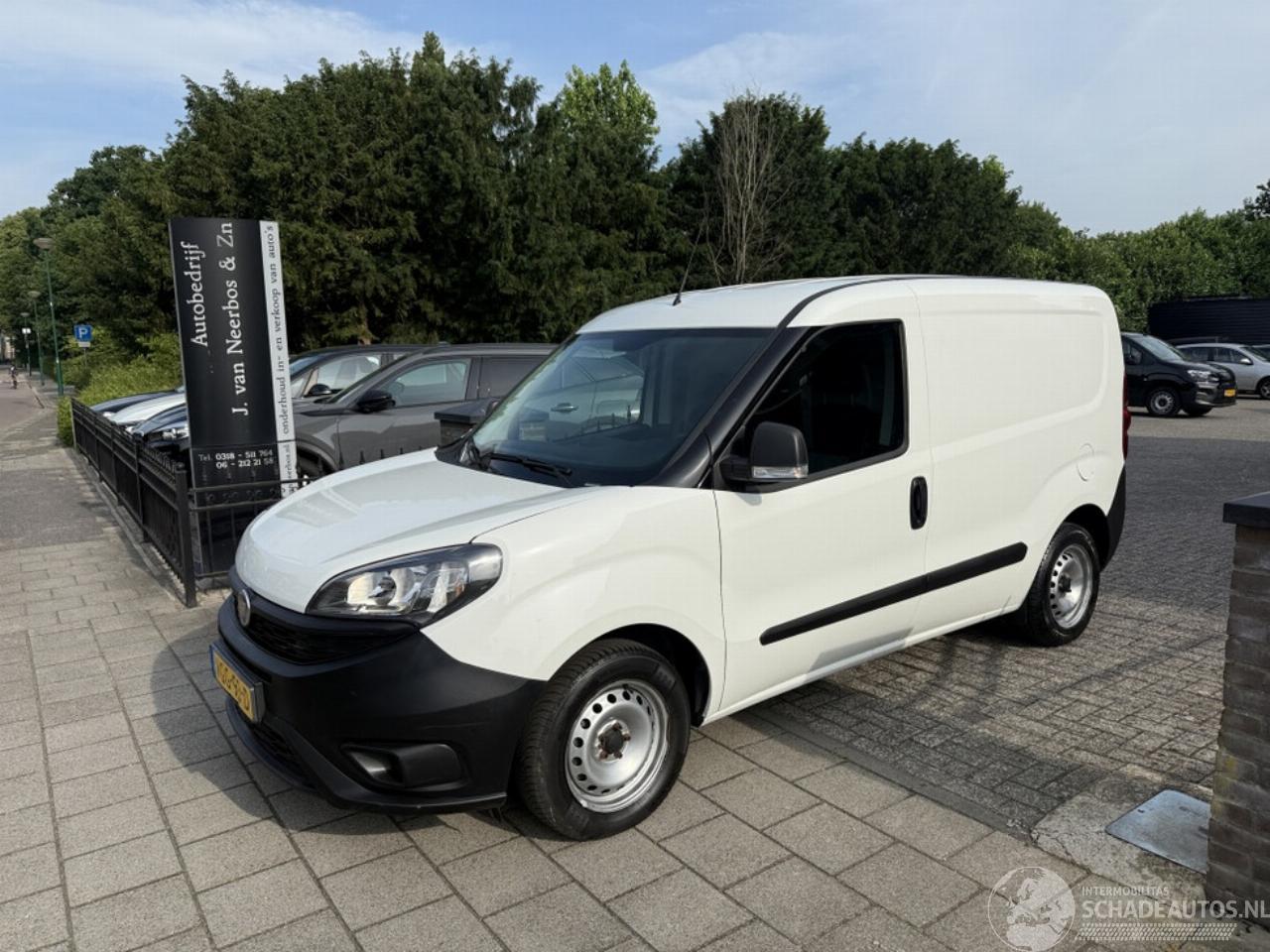 Fiat Doblo Cargo 3 persoons 1.6 MJ L1H1