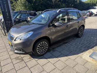 occasion passenger cars Peugeot 2008 1.2 PureTech Active nieuwe apk 2014/11
