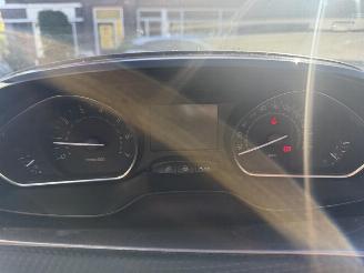 Peugeot 2008 1.2 PureTech Active nieuwe apk picture 11