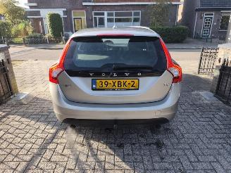Volvo V-60 1.6 T3 Momentum picture 5
