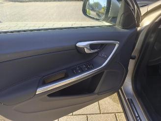 Volvo V-60 1.6 T3 Momentum picture 8