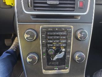 Volvo V-60 1.6 T3 Momentum picture 11