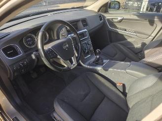 Volvo V-60 1.6 T3 Momentum picture 9
