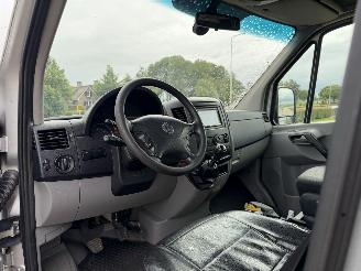 Volkswagen Crafter 35 2.0 TDI L3H2 | CRUISE | TREKHAAK 3.5T | GEISOLEERD VOOR CAMPER | 127.000 KM picture 18