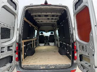 Volkswagen Crafter 35 2.0 TDI L3H2 | CRUISE | TREKHAAK 3.5T | GEISOLEERD VOOR CAMPER | 127.000 KM picture 16