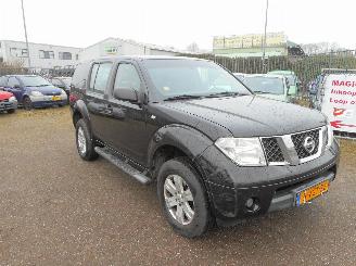 Nissan Path-finder 2.5 Diesel 4x4 picture 2