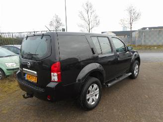 Nissan Path-finder 2.5 Diesel 4x4 picture 3