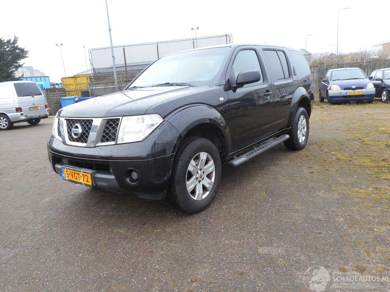 Nissan Path-finder 2.5 Diesel 4x4