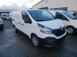 Renault Trafic L1H1 picture 1