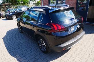 Peugeot 2008 ALLURE picture 4