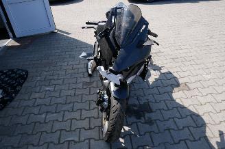 Honda CBR 500 R  picture 10