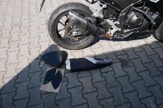 Honda CBR 500 R  picture 11