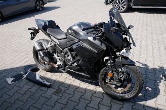 Honda CBR 500 R  picture 3