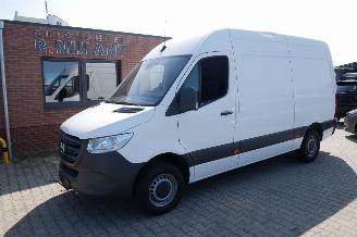 Käytettyjen commercial vehicles Mercedes Sprinter L2H2 RWD 2020/10