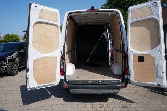 Mercedes Sprinter L2H2 RWD picture 12