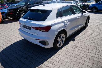 Audi A3 35 TDI SPORTBACK S-LINE LEER LED picture 3