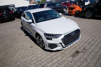 Audi A3 35 TDI SPORTBACK S-LINE LEER LED picture 2