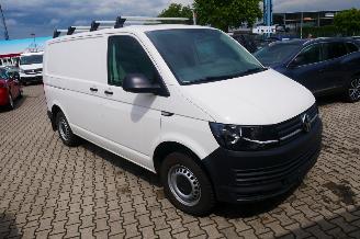 Volkswagen Transporter T6 4-MOTION picture 2