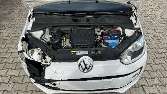 Volkswagen Up! high up! picture 7