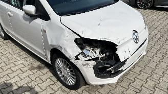 Volkswagen Up! high up! picture 9