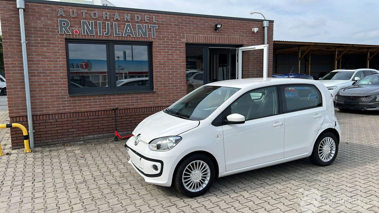 Volkswagen Up! high up!