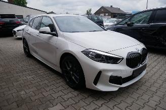 BMW 1-serie 120 D M-SPORT X-DRIVE ALCANTARA AUTOMAAT PANORAMADAK LED picture 2