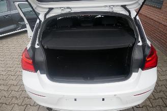 BMW 1-serie 118 D ADVANTAGE AUTOMAAT picture 11