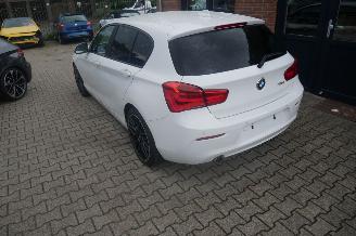 BMW 1-serie 118 D ADVANTAGE AUTOMAAT picture 4