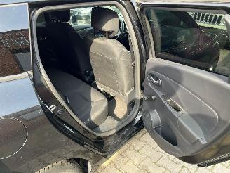 Renault Clio  picture 16