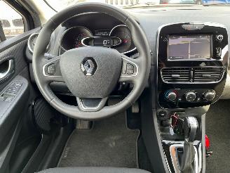 Renault Clio  picture 11